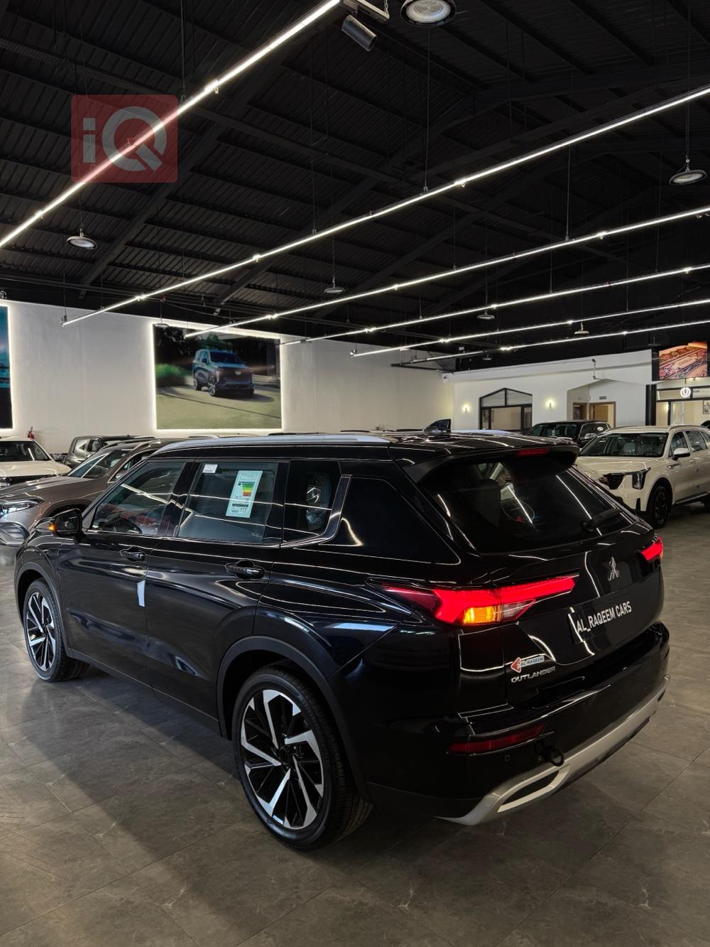 ميتسوبيشي اوتلاندر